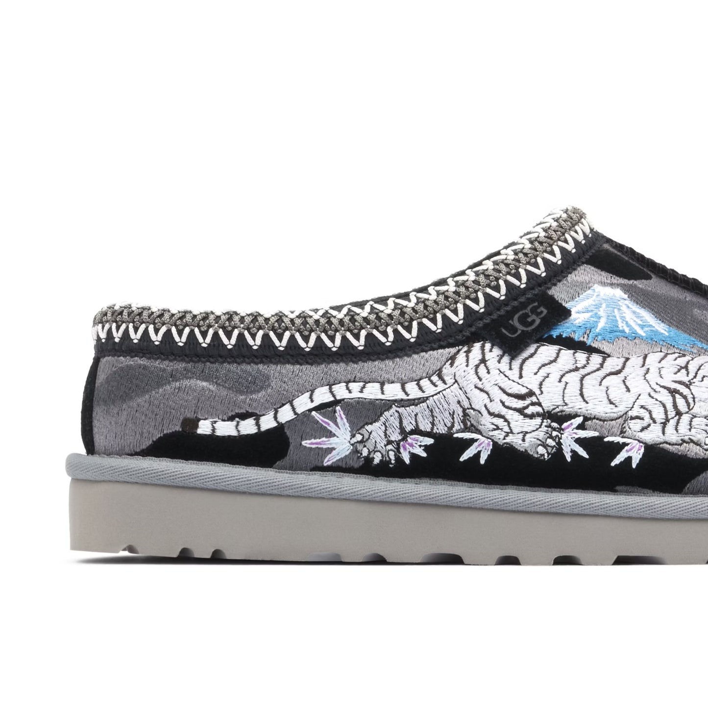 Tasman Slipper Palace Black Camo